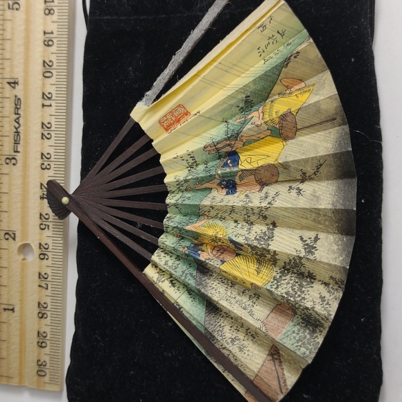 Vintage Folding Paper Wooden Fan Authentic Miniature 1940's Asian WaterMark Sign - Picture 3 of 7